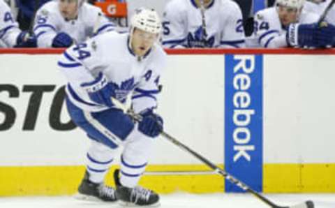 Toronto Maple Leafs defenseman Morgan Rielly (44) skates with the puck (Geoff Burke-USA TODAY Sports)