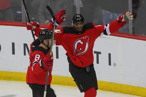 New Jersey Devils right wing Wayne Simmonds (17): Ed Mulholland-USA TODAY Sports