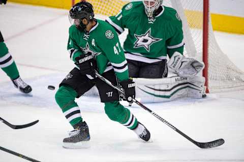 Dec 13, 2016; Dallas, TX, USA; Dallas Stars defenseman Johnny Oduya (47) blocks a Anaheim Ducks shot during the first period at the American Airlines Center. Mandatory Credit: Jerome Miron-USA TODAY Sports