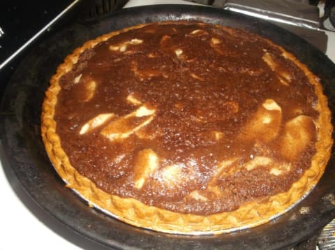 sour cream apple pie from Ms. Lena's