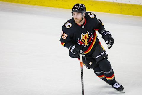 Calgary Flames center Sam Bennett (93). Mandatory Credit: Sergei Belski-USA TODAY Sports