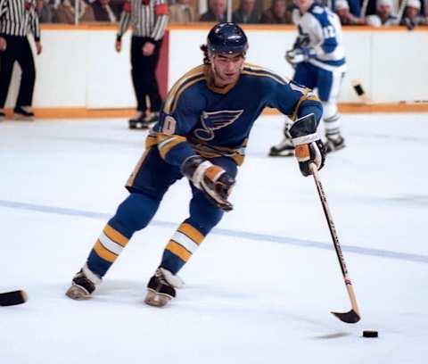 TORONTO, ON – MARCH 18: Wayne Babych #10 of the St. Louis Blues skates against the Toronto Maple Leafs during NHL game action on March 18, 1981 at Maple Leaf Gardens in Toronto, Ontario, Canada. (Photo by Graig Abel/Getty Images)