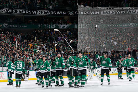 DALLAS, TX – DECEMBER 23: The Dallas Stars salute their fans after a win against the Nashville Predators at the American Airlines Center on December 23, 2017 in Dallas, Texas. (Photo by Glenn James/NHLI via Getty Images)