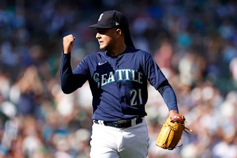 SEATTLE, WASHINGTON – OCTOBER 01: Luis Castillo #21 of the Seattle Mariners reacts during the sixth inning against the Oakland Athletics at T-Mobile Park on October 01, 2022 in Seattle, Washington. (Photo by Steph Chambers/Getty Images)