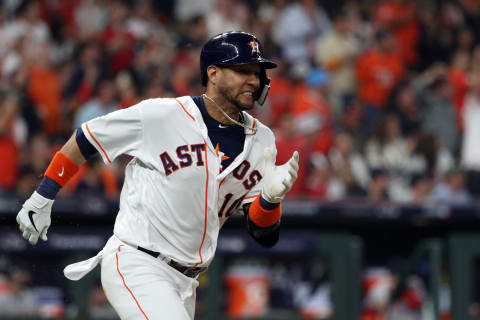 HOUSTON, TX – OCTOBER 18: Yulli Gurriel #10 of the Houston Astros doubles in the fourth inning during Game 5 of the ALCS against the Boston Red Sox at Minute Maid Park on Thursday, October 18, 2018 in Houston, Texas. (Photo by Looren Elliott/MLB Photos via Getty Images)