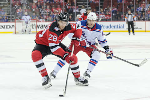 New Jersey Devils defenseman Damon Severson (28): Vincent Carchietta-USA TODAY Sports