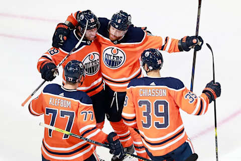 James Neal #18 of the Edmonton Oilers (Photo by Jeff Vinnick/Getty Images)