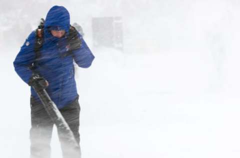 ORCHARD PARK, NY – DECEMBER 10: A man blows snow off of the field before a game between the Buffalo Bills and Indianapolis Colts on December 10, 2017 at New Era Field in Orchard Park, New York. (Photo by Brett Carlsen/Getty Images)