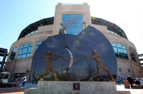 Apr 10, 2015; Chicago, IL, USA; A general view of a monument outside U.S Cellular Field prior to a game between the Chicago White Sox and the Minnesota Twins . Mandatory Credit: Dennis Wierzbicki-USA TODAY Sports