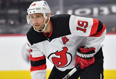 New Jersey Devils center Travis Zajac (19): (Eric Hartline-USA TODAY Sports)