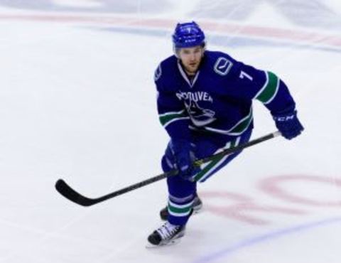 Mar 1, 2016; Vancouver, British Columbia, CAN; Vancouver Canucks forward Linden Vey (7) skates against the New York Islanders during the first period at Rogers Arena. The New York Islanders won 3-2. Mandatory Credit: Anne-Marie Sorvin-USA TODAY Sports