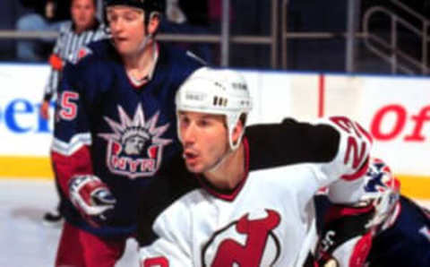 2000 Season: Dave Andreychuk sets up at the net. (Photo by Jim Leary/Getty Images)