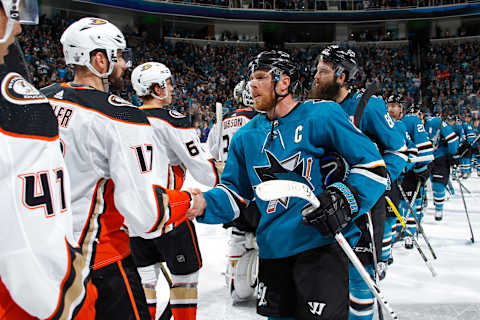 SAN JOSE, CA – APRIL 18: Joe Pavelski #8 of the San Jose Sharks shakes hands with Ryan Kesler #17 of the Anaheim Ducks in Game Four of the Western Conference First Round during the 2018 NHL Stanley Cup Playoffs at SAP Center on April 18, 2018 in San Jose, California. (Photo by Rocky W. Widner/NHL/Getty Images) *** Local Caption *** Joe Pavelski; Ryan Kesler