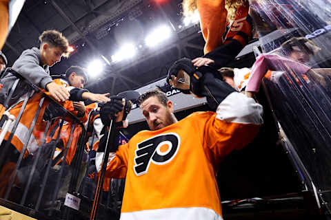 PHILADELPHIA, PENNSYLVANIA – OCTOBER 13: Kevin Hayes takes the ice at Wells Fargo Center. (Photo by Tim Nwachukwu/Getty Images)