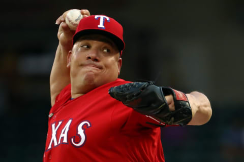 ARLINGTON, TX – AUGUST 07: Bartolo Collon #40 of the Texas Rangers in the first inning against the Seattle Mariners at Globe Life Park in Arlington on August 7, 2018 in Arlington, Texas. (Photo by Ronald Martinez/Getty Images)