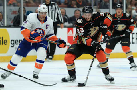 ANAHEIM, CA – OCTOBER 11: John Tavares #91 of the New York Islanders defends against Jakob Silfverberg #33 of the Anaheim Ducks during the third period of a game at Honda Center on October 11, 2017, in Anaheim, California. (Photo by Sean M. Haffey/Getty Images)