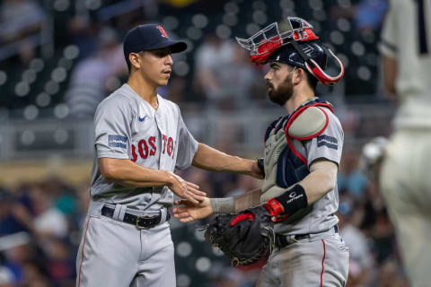 Catcher Connor Wong with Justin Garza. Jesse Johnson-USA TODAY Sports