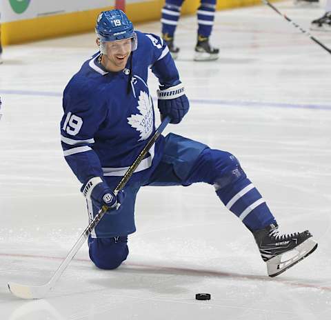 TORONTO, ON – JANUARY 16: Jason Spezza #19 of the Toronto Maple Leafs. (Photo by Claus Andersen/Getty Images)