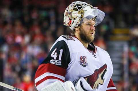 NHL Power Rankings: Arizona Coyotes goalie Mike Smith (41) during the third period against the Calgary Flames at Scotiabank Saddledome. Arizona Coyotes won 5-0. Mandatory Credit: Sergei Belski-USA TODAY Sports