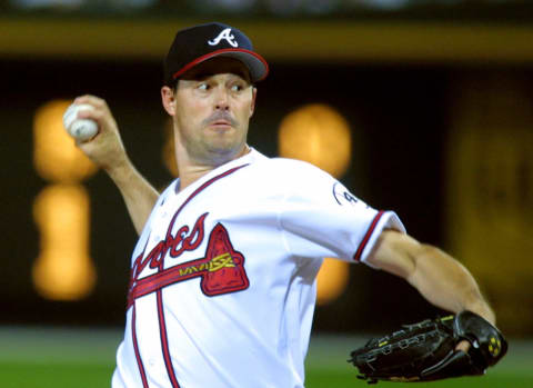 ATLANTA, UNITED STATES: Atlanta Braves pitcher Greg Madddux hurls against the Boston Red Sox 15 June 2001 in Atlanta, Georgia. AFP PHOTO/Steve SCHAEFER (Photo credit should read STEVE SCHAEFER/AFP/Getty Images)