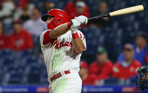 PHILADELPHIA, PA – SEPTEMBER 28: Rhys Hoskins #17 of the Philadelphia Phillies hits a home run against the Atlanta Braves during the ninth inning of a game at Citizens Bank Park on September 28, 2018 in Philadelphia, Pennsylvania. The Braves won 10-2. (Photo by Rich Schultz/Getty Images)