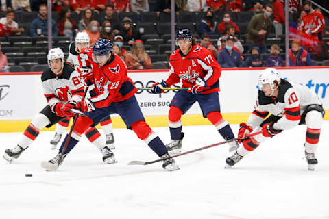 New Jersey Devils right wing Alexander Holtz (10): (Geoff Burke-USA TODAY Sports)