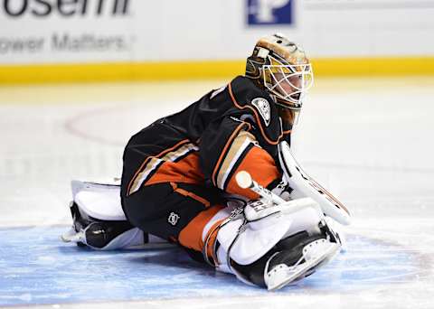 ANAHEIM, CA – MAY 20: Goaltender Jonathan Bernier