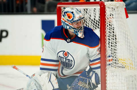 Jan 14, 2023; Las Vegas, Nevada, USA; Edmonton Oilers goaltender Jack Campbell (36) looks for the puck during the first period against the Vegas Golden Knights at T-Mobile Arena. Mandatory Credit: Lucas Peltier-USA TODAY Sports