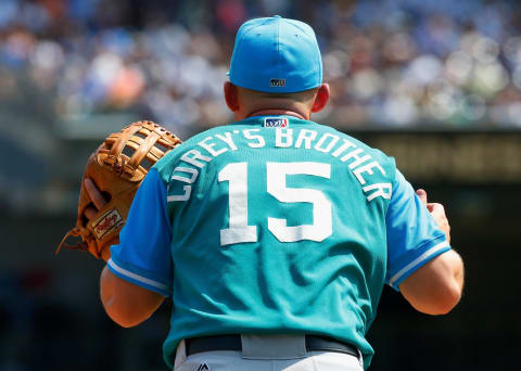 NEW YORK, NY – AUGUST 27: Kyle Seager #15 of the Seattle Mariners in action against the New York Yankees at Yankee Stadium on August 27, 2017 in the Bronx borough of New York City. The Yankees defeated the Mariners 10-1. (Photo by Jim McIsaac/Getty Images)