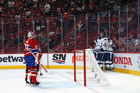 The Tampa Bay Lightning celebrate a goal. (Photo by Bruce Bennett/Getty Images)