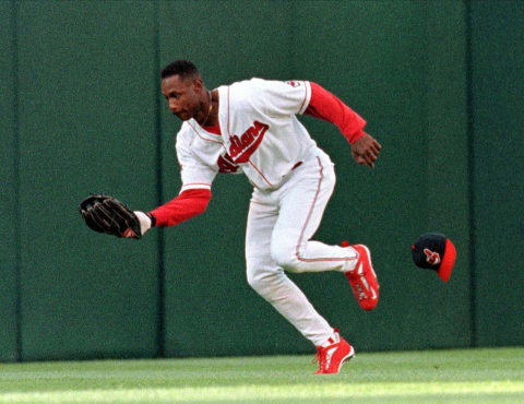 Kenny Lofton, one of the best defensive center fielders. (Photo by DAVID MAXWELL/AFP via Getty Images)