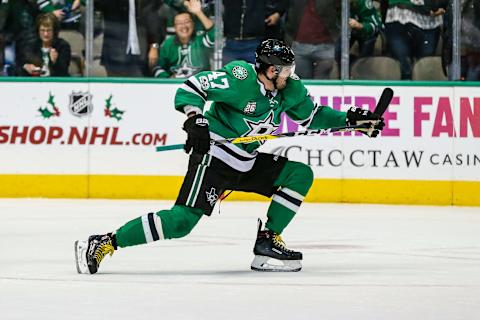 DALLAS, TX – NOVEMBER 24: Dallas Stars right wing Alexander Radulov (47) celebrates scoring a goal during the game between the Dallas Stars and the Calgary Flames on November 24, 2017 at the American Airlines Center in Dallas, Texas. Dallas beats Calgary 6-3. (Photo by Matthew Pearce/Icon Sportswire via Getty Images)