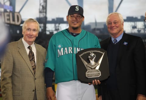 Cy Young award (Photo by Otto Greule Jr/Getty Images)