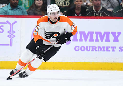 MINNEAPOLIS, MN – NOVEMBER 14: Philadelphia Flyers Winger Jordan Weal (40) looks to pass during a NHL game between the Minnesota Wild and Philadelphia Flyers on November 14, 2017 at Xcel Energy Center in St. Paul, MN. The Wild defeated the Flyers 3-0.(Photo by Nick Wosika/Icon Sportswire via Getty Images)