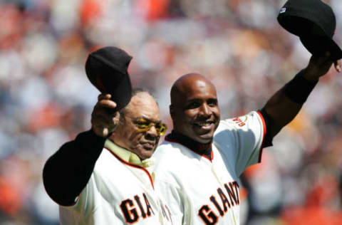 SAN FRANCISCO – APRIL 03: (L-R) Willie Mays and Barry Bonds