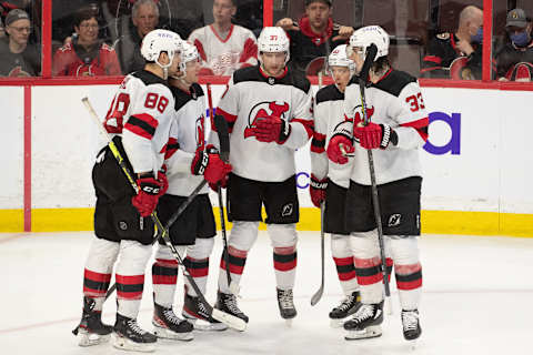 New Jersey Devils center Pavel Zacha (37): Marc DesRosiers-USA TODAY Sports