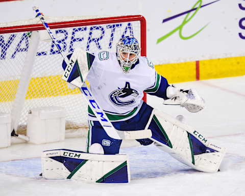 CALGARY, AB – JANUARY 18: Thatcher Demko #35 of the Vancouver Canucks in action. (Photo by Derek Leung/Getty Images)