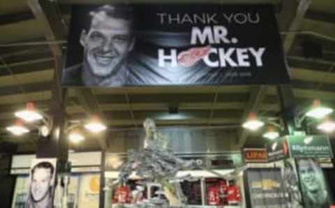 Nov 26, 2016; Detroit, MI, USA; A statue of Hall of Fame player Gordie Howe is seen inside the arena before the start of the Detroit Red Wings game against the Montreal Canadiens at Joe Louis Arena. Howe passed away earlier this year. Mandatory Credit: Tom Szczerbowski-USA TODAY Sports