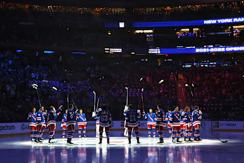 NEW YORK, NEW YORK – OCTOBER 14: The New York Rangers open their first home game against the Dallas Stars by saluting the crowd at Madison Square Garden on October 14, 2021 in New York City. (Photo by Bruce Bennett/Getty Images)