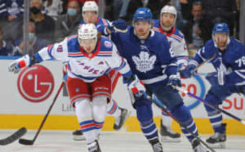 TORONTO, ON – OCTOBER 18: Artemi Panarin #10 of the New York Rangers skates against William Nylander #88 of the Toronto Maple Leafs at Scotiabank Arena on October 18, 2021 in Toronto, Ontario, Canada. (Photo by Claus Andersen/Getty Images)