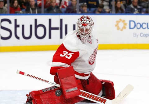 NHL Power Rankings: Detroit Red Wings goalie Jimmy Howard (35) makes a save against the Buffalo Sabres during the second period at KeyBank Center. Mandatory Credit: Kevin Hoffman-USA TODAY Sports