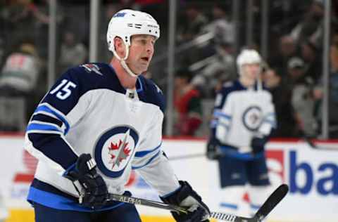 ST. PAUL, MN – JANUARY 13: Winnipeg Jets Center Matt Hendricks (15) warms up before a NHL game between the Minnesota Wild and Winnipeg Jets on January 13, 2018 at Xcel Energy Center in St. Paul, MN. The Wild defeated the Jets 4-1.(Photo by Nick Wosika/Icon Sportswire via Getty Images)