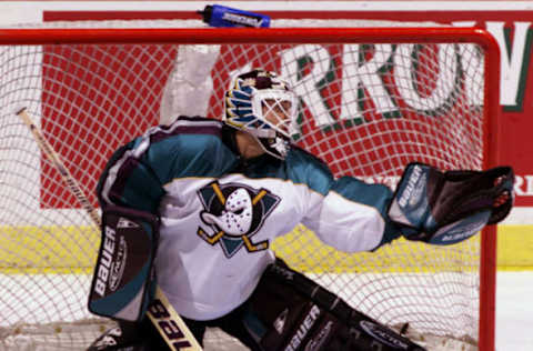 Anaheim Ducks vs Blackhawks at the Pond. Ducks goalie Guy Hebert reaches out for the glove save against the Blackhawks. Hebert gave Chicago trouble all night long allowing only one 3rd period goal. TIMES (Photo by Robert Lachman/Los Angeles Times via Getty Images)