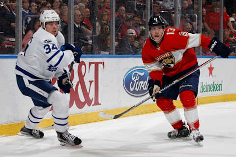 Mark Pysyk of the Florida Panthers vs Auston Matthews of the Toronto Maple Leafs (Photo by Joel Auerbach/Getty Images)