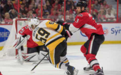 Pittsburgh Penguins center Jake Guentzel (59) shoots on Ottawa Senators goalie Craig Anderson (41) (Marc DesRosiers-USA TODAY Sports)