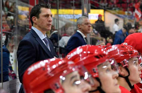 Carolina Hurricanes Rod Brind’amour stands on the bench for a Carolina Hurricanes game against the Dallas Stars. (Photo by Grant Halverson/Getty Images)