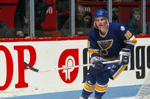 MONTREAL 1990’s: Brett Hull #16 of the St. Louis Blues skates against the Montreal Canadiens in the 1990’s at the Montreal Forum in Montreal, Quebec, Canada. (Photo by Denis Brodeur/NHLI via Getty Images)