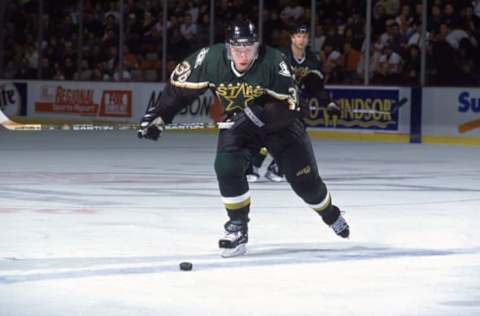 2000: Roman Lyashenko #36 of the Dallas Stars (Credit: Tom Pidgeon /Allsport)