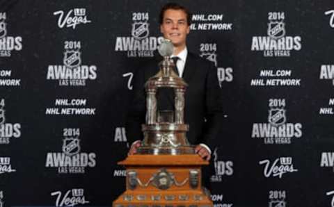 LAS VEGAS, NV – JUNE 24: Tuukka Rask of the Boston Bruins poses with the Vezina Trophy during the 2014 NHL Awards at the Encore Theater at Wynn Las Vegas on June 24, 2014 in Las Vegas, Nevada. (Photo by Bruce Bennett/Getty Images)