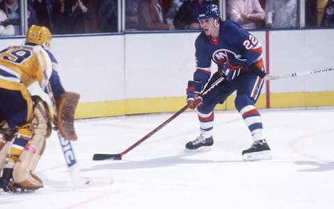 Mike Bossy #22, New York Islanders (Photo By Bernstein Associates/Getty Images)